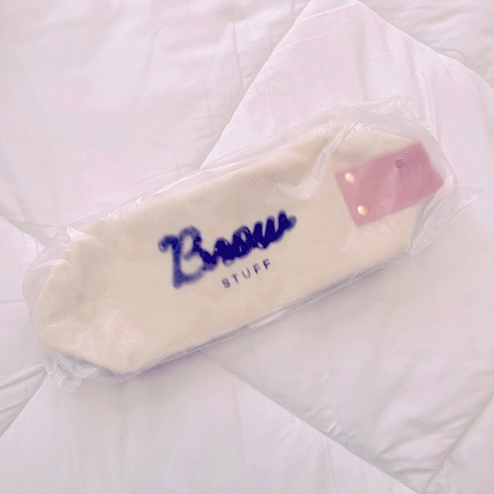 Benefit Cosmetic/makeup bag NEW!!! - Picture 10 of 10